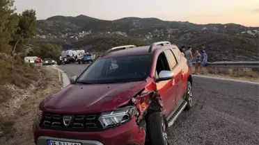 Foça'da Trafik Kazası: 4 Yaralı