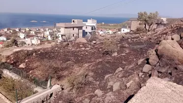 Dikili'de Yangın: 3 Bina Zarar Gördü
