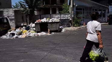 Konak'ta Çöp Yığınları Tepki Topluyor
