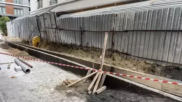 Kadıköy'de İntinat Duvarı İşçileri Yaraladı