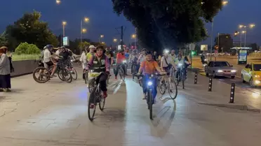 Kadın Bisikletçiler Orman Yangınlarına Dikkat Çekti