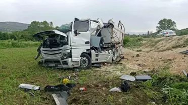 Kastamonu'da Hafriyat Kamyonu Devrildi: Sürücü Yaralı
