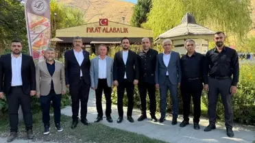 AK Parti İlçe Başkanları Keban'da Toplandı
