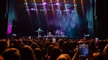 Kings of Convenience İstanbul'da Konser Verdi