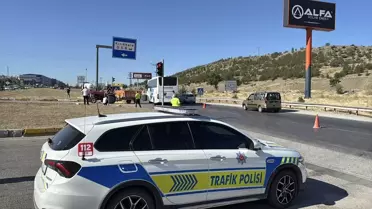 Kırıkkale'de Otobüs-Traktör Çarpışması: 4 Yaralı