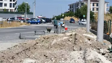 Lüleburgaz'da Yol ve Kanalizasyon Çalışmaları Devam Ediyor