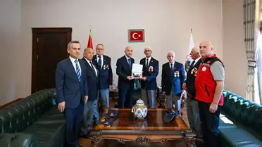 Kırklareli Valisi Turan, gazilerle bir araya geldi