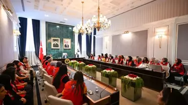 Vali Turan, Gençlerle Gönüllülük Projesi'ni Tanıttı