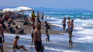 Kocaali'de Sıcak Hava, Plajları Doldurdu
