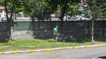 Kocasinan'da Okul Bahçelerine Temizlik