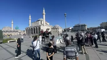 Konya'da Atlı Polisler İlgi Gördü