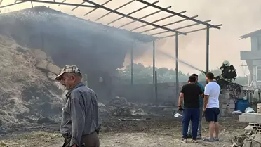 Konya'da Ahır Yangını: 2 Yaralı