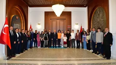 Vali Yıldırım'dan LGS Birincilerine Tebrik
