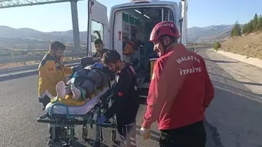 Hekimhan'da Otomobil Devrildi: 3 Yaralı