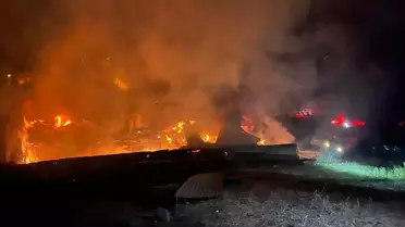 Hekimhan'da Yangın: 3 Ev Yandı