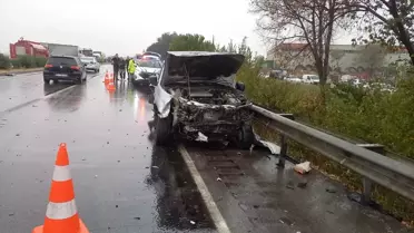 Manisa'da Zincirleme Kaza: 1 Ölü, 2 Yaralı