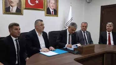 Mardin Büyükşehir Belediyesinde işçi ücretlerinin artırılması için ek protokol yapıldı