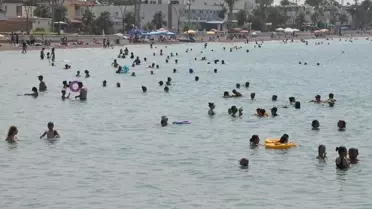 Silifke'de Sıcak Havada Denize Akın