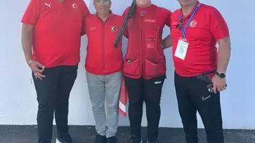 Hüseyin Efe Özmen Altın Madalya Kazandı