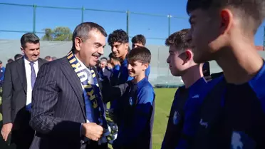Bakan Tekin Erzurumspor FK Tesislerini Ziyaret Etti
