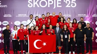 Milli Kadın Güreşçiler Zirvede!