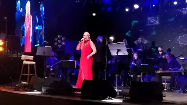 Muazzez Ersoy Manavgat'ta Konser Verdi