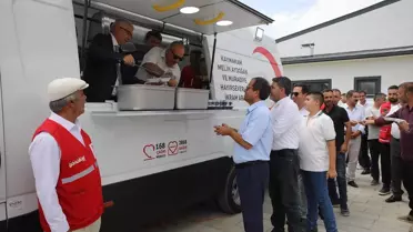 Mobil İkram Aracı Muradiye'de Hizmete Girdi