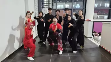 Nallıhanlı Sporculara Çiçekli Karşılama