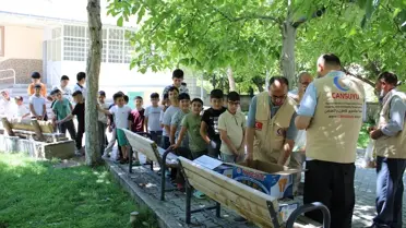 Kur'an Kursu Öğrencilerine Dondurma İkramı