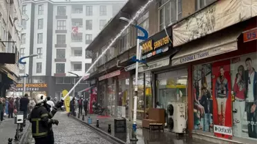 Pazar'da Depo Yangını