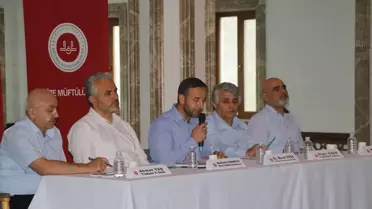 Rize'de Ayet Hadis Ezberleme Yarışması Yapıldı
