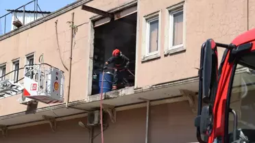 Arifiye'de Depo Yangını Kontrol Altına Alındı