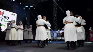 Samsun'da 35. Halk Oyunları Festivali Başladı