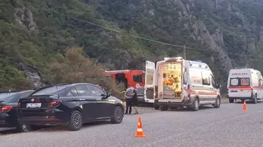 Bafra'da Nehre Düşen Otomobilde Anne ve Çocuk Hayatını Kaybetti