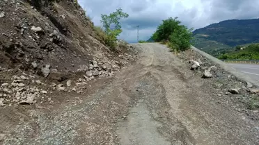 Ayvacık'ta Toprak Kayması