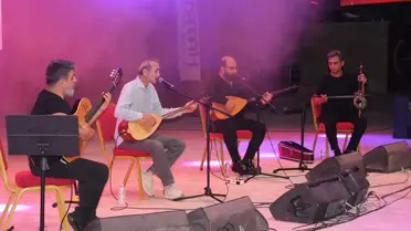 Sanatçı Cengiz Özkan, Hatay'daki konserini şehitler nedeniyle yarıda kesti