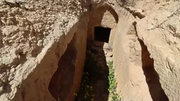 Suruç'ta Kaya Mezarı Envantere Alındı