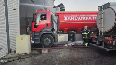 Şanlıurfa'da Oto Tamirhanesinde Yangın