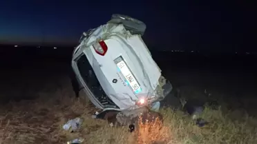 Siverek'te Otomobil Şarampole Devrildi: 3 Yaralı