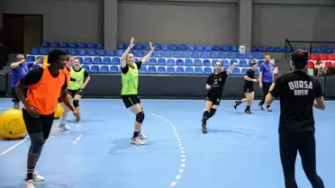 Bursa'nın Hedefi 3 Kupa