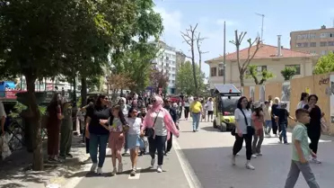 Eskişehir'de Sıcak Hava Kalabalıkları Artırdı