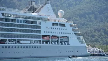 Marmaris'e 'Silver Muse' Kruvaziyeri Geldi