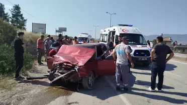 Sinop'ta Otomobil Çarpışması: 3 Yaralı