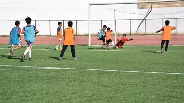 Şırnak'ta Genç Futbolcular Seçmeleri Başladı