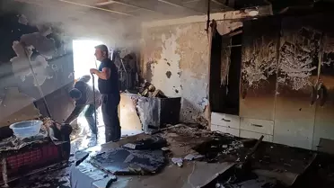 Sivas'ın Şarkışla ilçesinde çıkan ev yangını söndürüldü