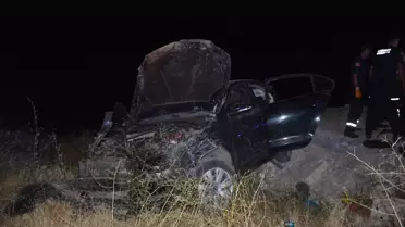 Suşehri'nde Otomobil Devrildi: 5 Yaralı