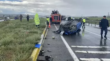 Sivas'ta Trafik Kazası: 1 Ölü, 4 Yaralı