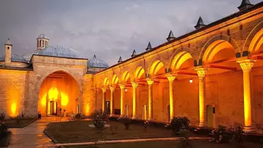 Gece Ziyaretiyle Sağlık Müzesi Açık