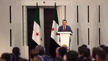 Suriye'nin Yeni Ulusal Logosunu Tanıttı