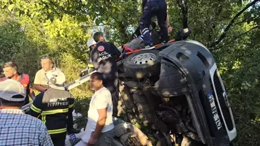 Niksar'da Minibüs Devrildi: 2 Yaralı